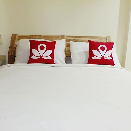 Zen Rooms Cassa Dua Pasteur Bandung Esterno foto